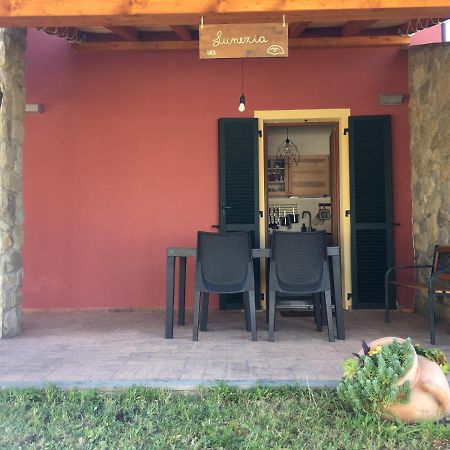 Lunezia Villa Сарцана Екстериор снимка